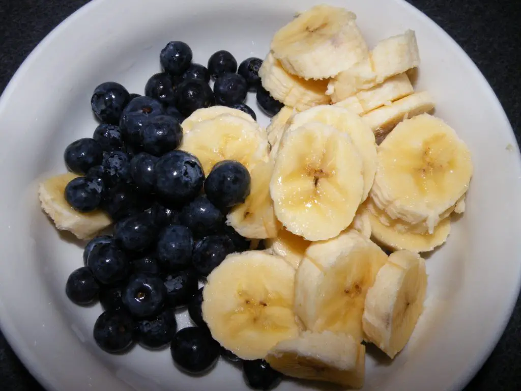 BLUEBERRIES and banana